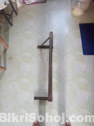 Pull up bar